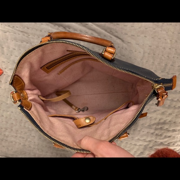 Dillen Double Pocket Satchel - Picture 4 of 5